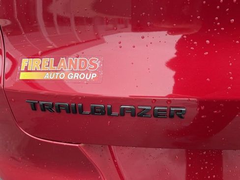 Used 2021 Chevrolet TrailBlazer RS w/ Convenience Package image 10