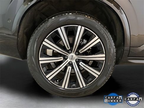 Used 2025 Volvo XC90 B6 Plus image 98