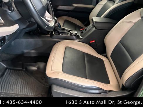 Used 2023 Ford Bronco Wildtrak AWD/4WD image 18