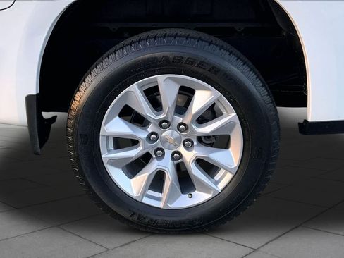 Used 2024 Chevrolet Silverado 1500 Custom AWD/4WD image 20