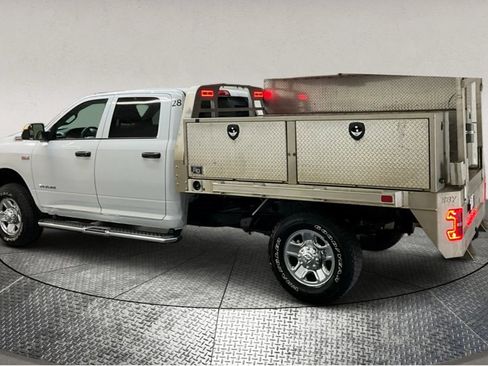 Used 2022 RAM 3500 Tradesman w/ Chrome Appearance Group image 5