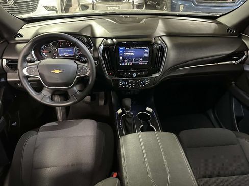 Used 2023 Chevrolet Traverse LT AWD/4WD image 16