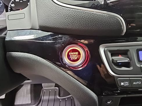 New 2026 Honda Ridgeline Black Edition image 25