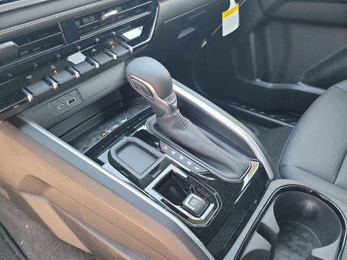 New 2026 Chevrolet Colorado LT w/ LT Convenience Package RWD image 25