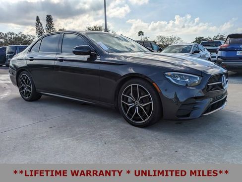 Used 2022 Mercedes-Benz E 350 Sedan image 2