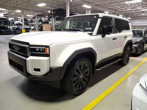 New 2026 Toyota Land Cruiser image 2