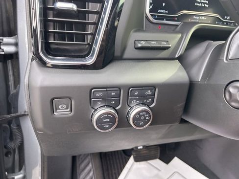 Used 2024 GMC Sierra 1500 Denali Ultimate image 18