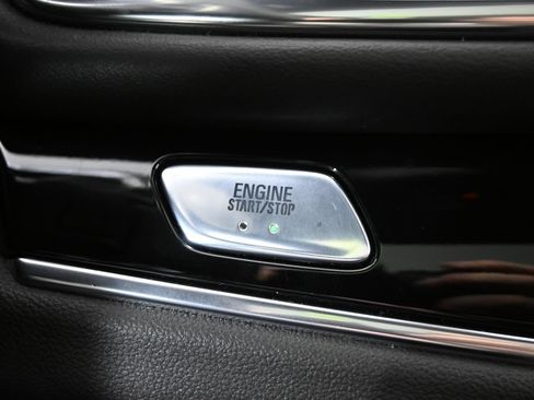 Used 2023 Buick Enclave Avenir w/ LPO, Floor Liner Package AWD/4WD image 33