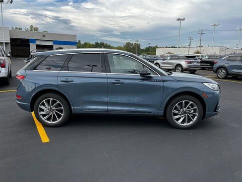 New 2024 Lincoln Corsair Grand Touring w/ Equipment Group 302A image 2