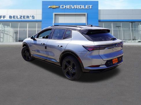 New 2026 Chevrolet Equinox EV RS AWD/4WD image 5