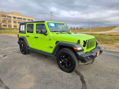 Used 2021 Jeep Wrangler Unlimited Sport image 1