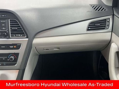 Used 2015 Hyundai Sonata SE image 19