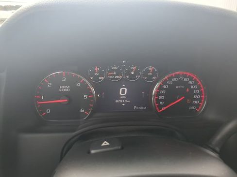 Used 2015 GMC Yukon Denali w/ Premium Package AWD/4WD image 19