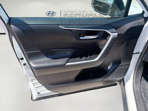 Used 2024 Toyota RAV4 XLE FWD image 17