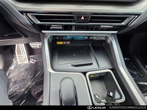 New 2026 Lexus TX 500h AWD image 20