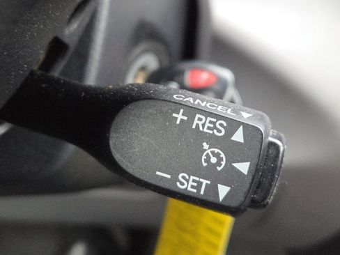 Used 2008 Toyota RAV4 4WD image 5