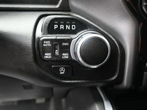 Used 2023 RAM 1500 Big Horn AWD/4WD image 18