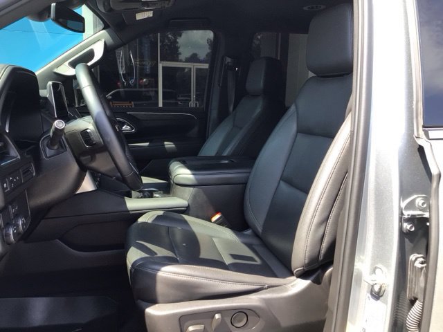 Used 2024 Chevrolet Tahoe LT RWD image 12