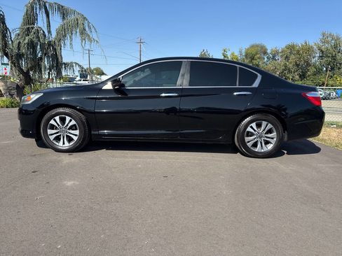 Used 2015 Honda Accord LX image 4