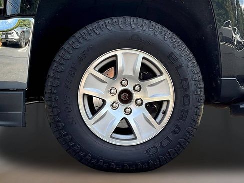 Used 2018 Chevrolet Silverado 1500 LT w/ All Star Edition AWD/4WD image 30