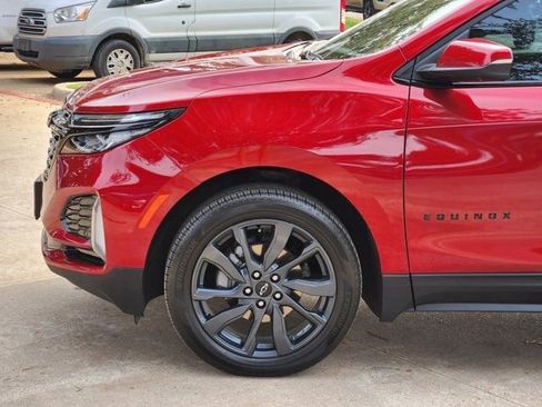 Used 2024 Chevrolet Equinox RS w/ RS Leather Package image 15