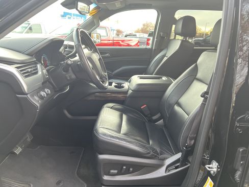 Used 2017 Chevrolet Tahoe LT w/ Luxury Package image 16