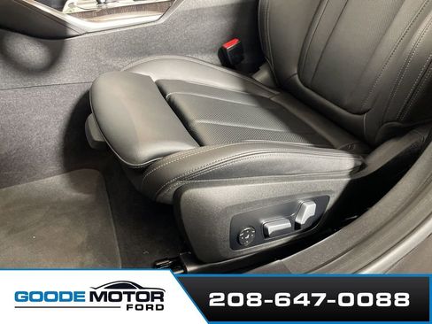 Used 2022 BMW M440i xDrive Gran Coupe w/ Premium Package image 11