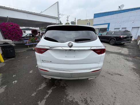 Used 2023 Buick Enclave Essence w/ Experience Buick Package AWD/4WD image 4