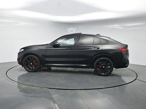 Used 2023 BMW X4 xDrive30i w/ Premium Essential Package AWD/4WD image 2