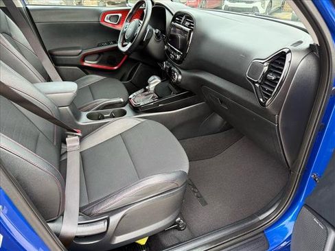 Used 2022 Kia Soul Turbo image 18