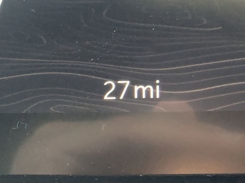 Used 2025 Jeep Grand Cherokee Laredo X w/ Trailer Tow Package image 28