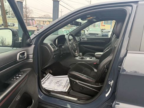 Used 2018 Jeep Grand Cherokee Trailhawk image 16