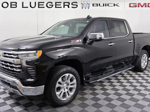 Certified 2024 Chevrolet Silverado 1500 LTZ w/ LTZ Convenience Package II image 5