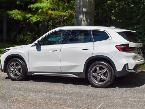 Used 2025 BMW X1 xDrive28i AWD/4WD image 4