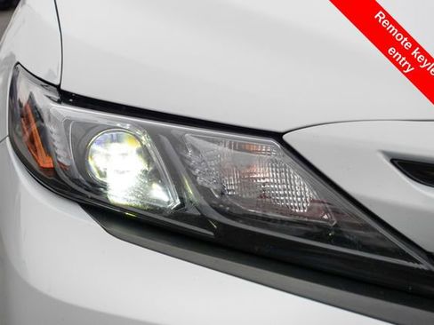 Certified 2023 Toyota Camry SE image 6