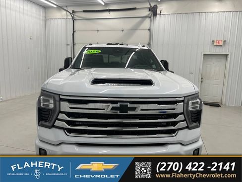 New 2026 Chevrolet Silverado 2500 High Country w/ High Country Premium Package AWD/4WD image 7