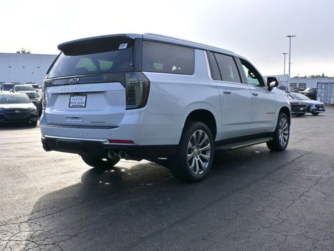 Used 2026 Chevrolet Suburban Premier w/ Sun And Tow Package image 16