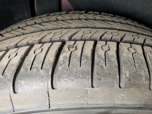 Used 2021 Tesla Model Y Long Range image 33