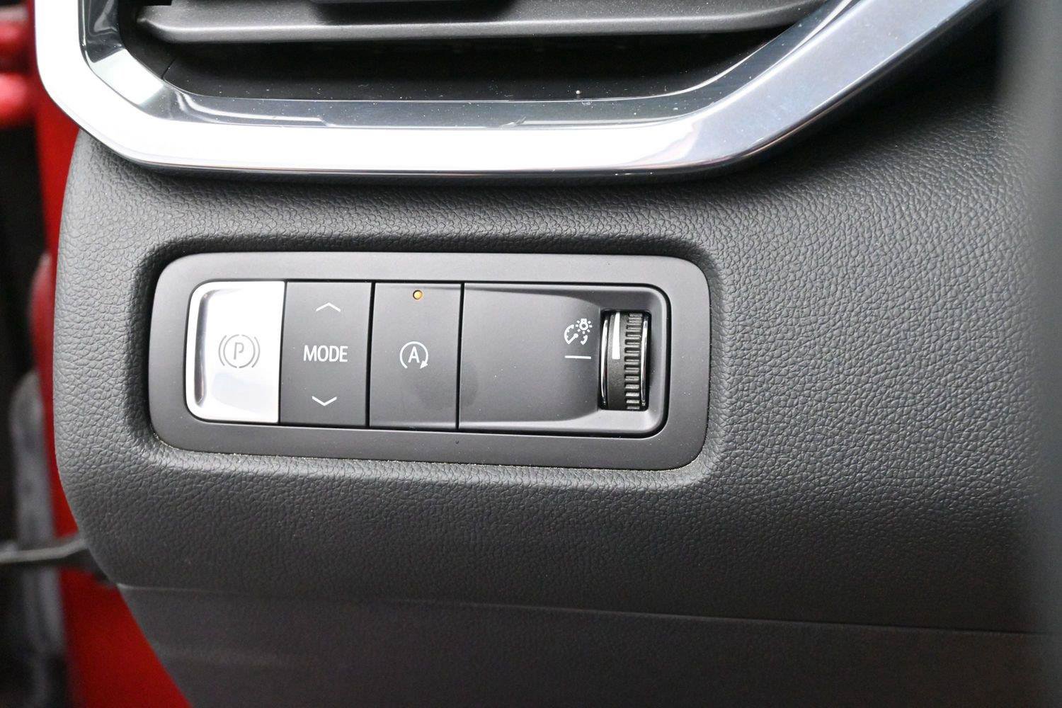 Used 2025 GMC Acadia Elevation FWD image 21