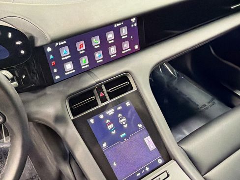 Certified 2025 Porsche Taycan 4 image 26