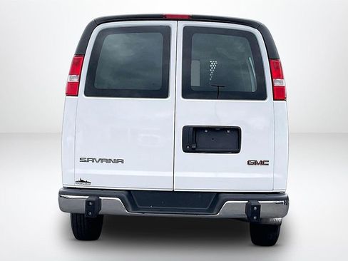 Used 2024 GMC Savana 2500 w/ Driver Convenience Package image 7