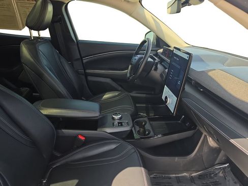 Used 2023 Ford Mustang Mach-E Premium RWD image 17