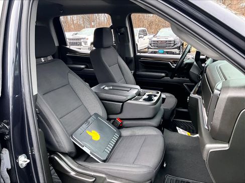 Used 2023 Chevrolet Silverado 1500 LT image 11