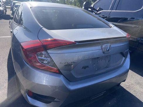 Used 2020 Honda Civic Sport image 4