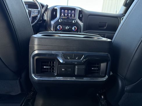 Used 2020 GMC Sierra 2500 SLT w/ SLT Premium Plus Package image 38