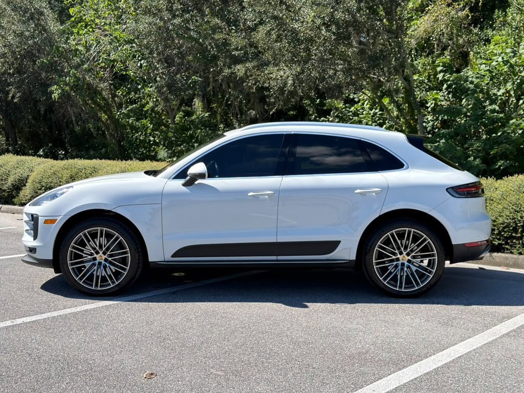 Used 2021 Porsche Macan S AWD/4WD image 2
