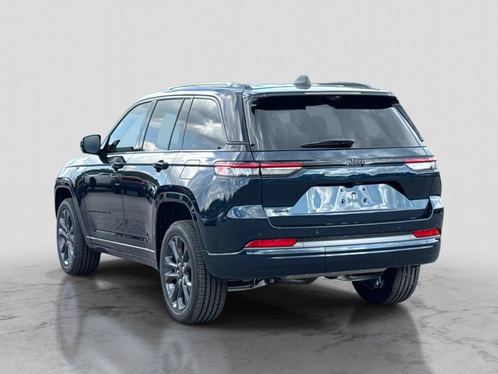 New 2026 Jeep Grand Cherokee Limited AWD/4WD image 7