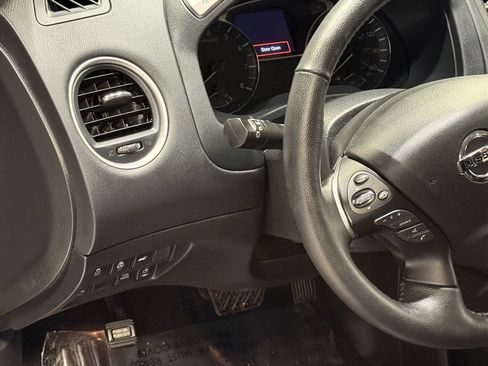 Certified 2020 Nissan Pathfinder SL w/ Cargo Package image 8