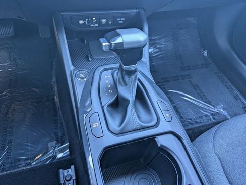 Used 2025 Kia K4 EX image 26