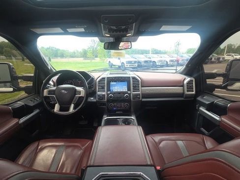Used 2018 Ford F350 Platinum w/ Platinum Ultimate Package AWD/4WD image 19